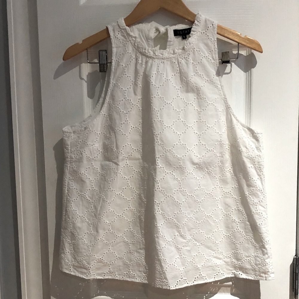 EUC - 1 State eyelet sleeveless blouse